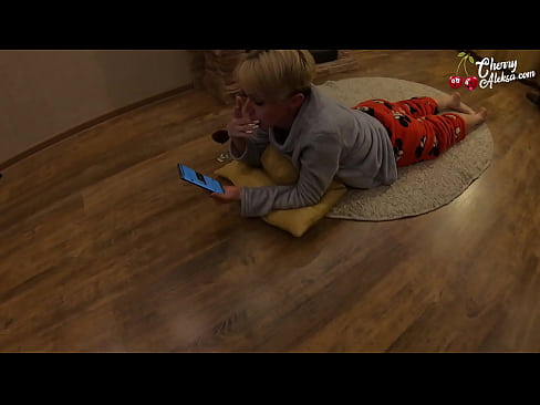 ❤️ Божевільна блондинка смокче величезний член і підстрибує на ньому - анальний секс ❤❌  Секс у нас